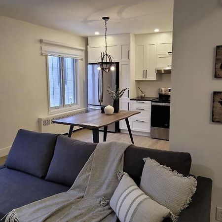 Free Parking, Beautiful 4 1/2- 2 Bedroom Apartment Montreal Exterior photo